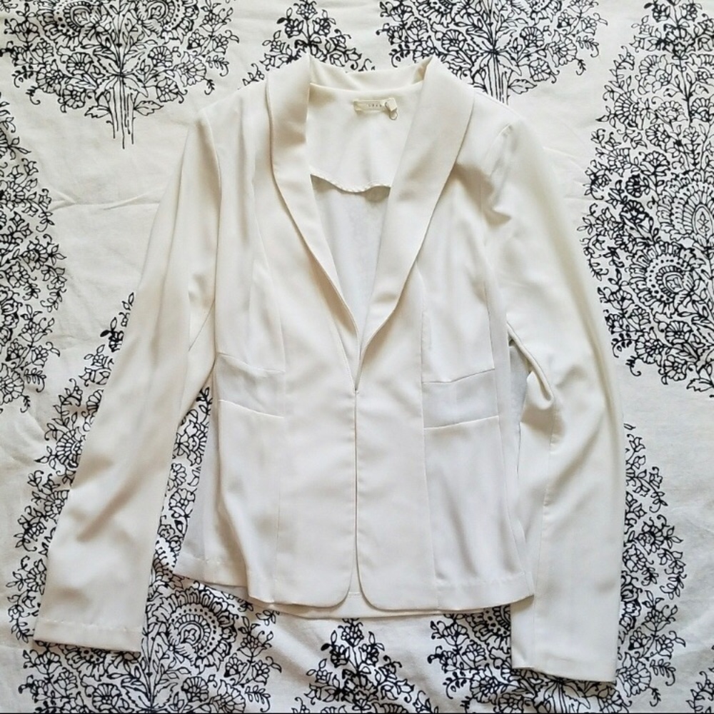 Lush White Blazer